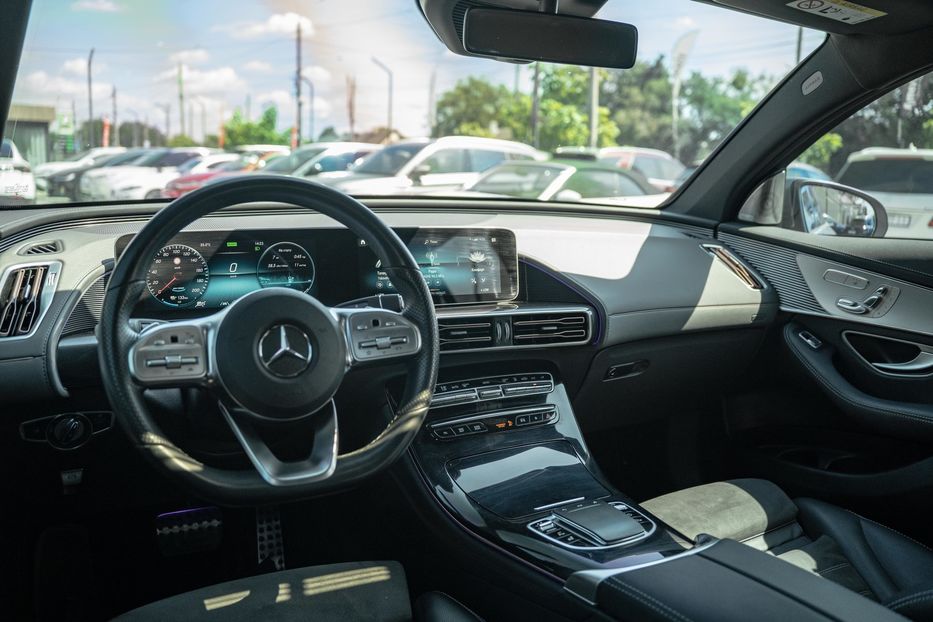 Продам Mercedes-Benz EQC 400 4Matic 2020 года в Черновцах