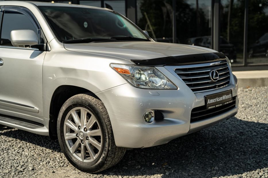 Продам Lexus LX 570 2008 года в Черновцах