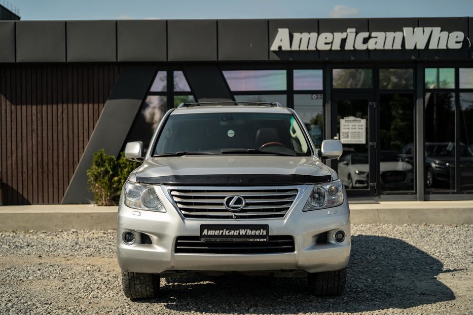 Продам Lexus LX 570 2008 года в Черновцах