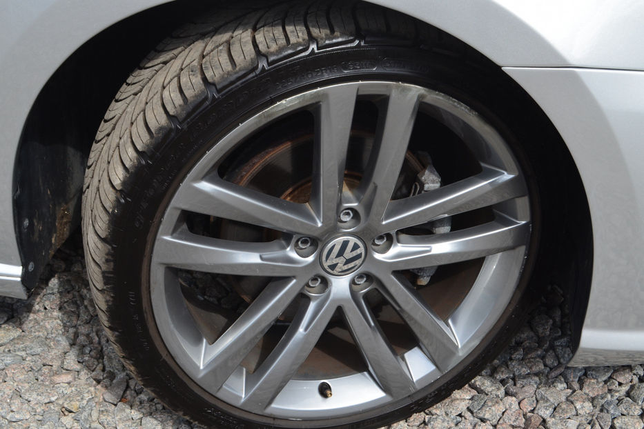 Продам Volkswagen Passat B8 2018 года в Киеве