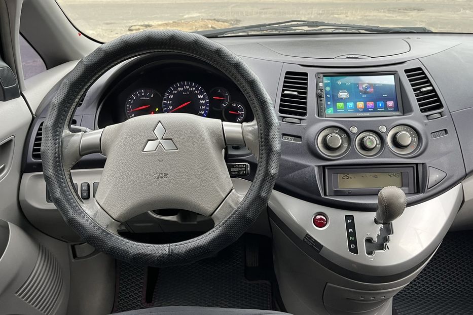 Продам Mitsubishi Grandis Full 6 місць 2005 года в Николаеве