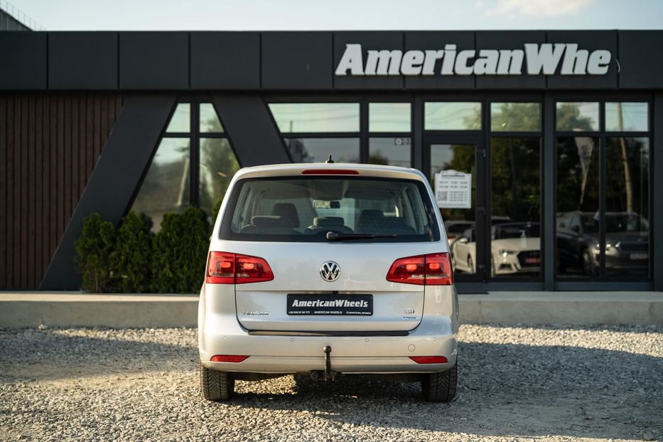 Продам Volkswagen Touran 2013 года в Черновцах