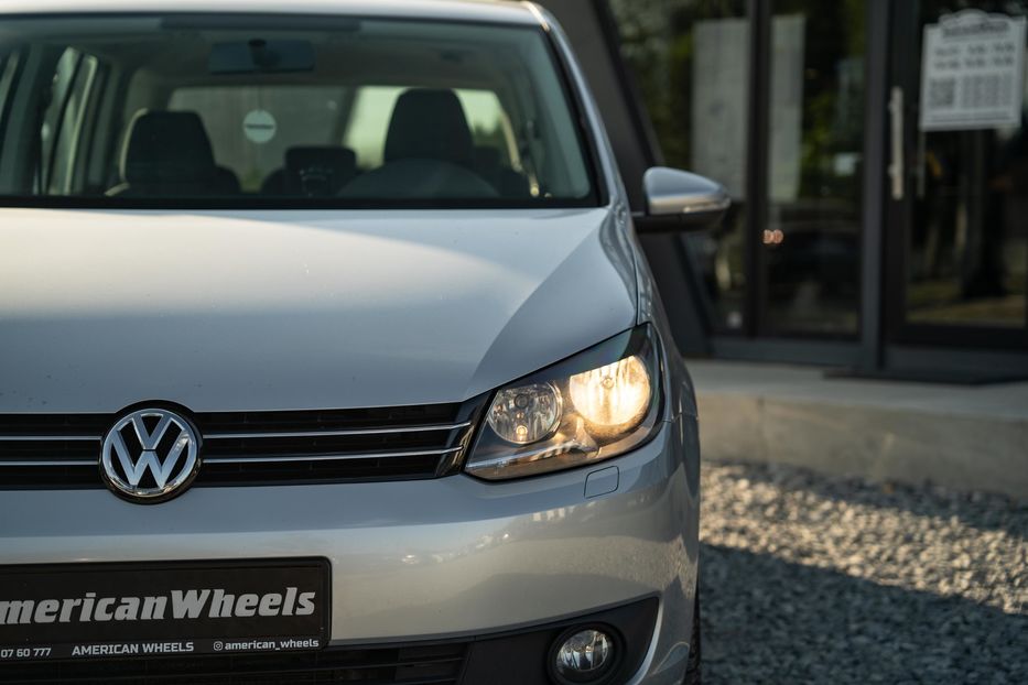 Продам Volkswagen Touran 2013 года в Черновцах