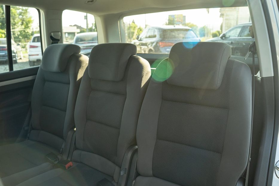 Продам Volkswagen Touran 2013 года в Черновцах