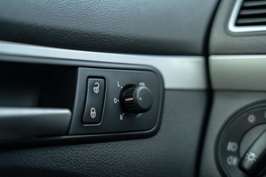 Продам Volkswagen Touran 2013 года в Черновцах
