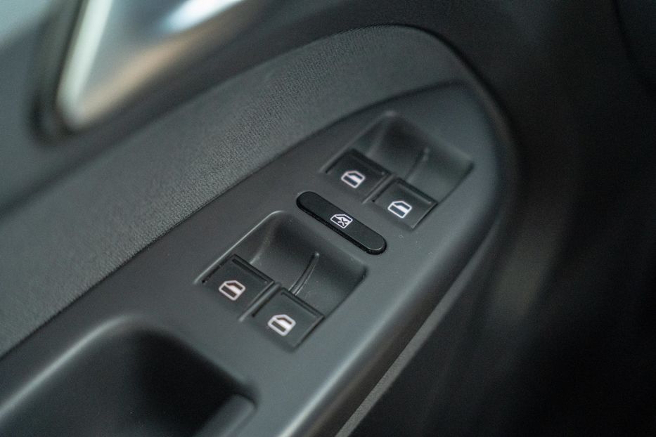 Продам Volkswagen Touran 2013 года в Черновцах