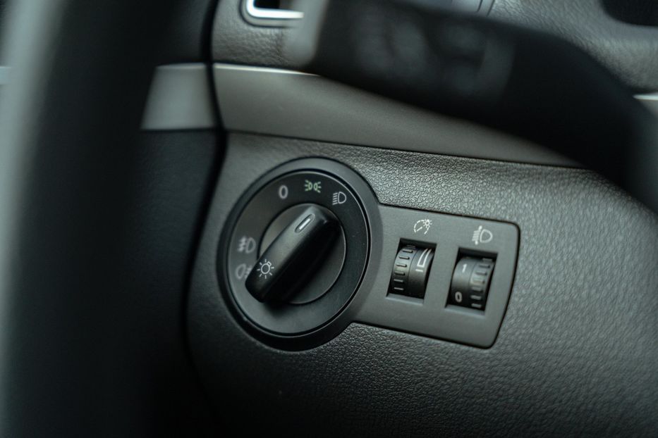 Продам Volkswagen Touran 2013 года в Черновцах