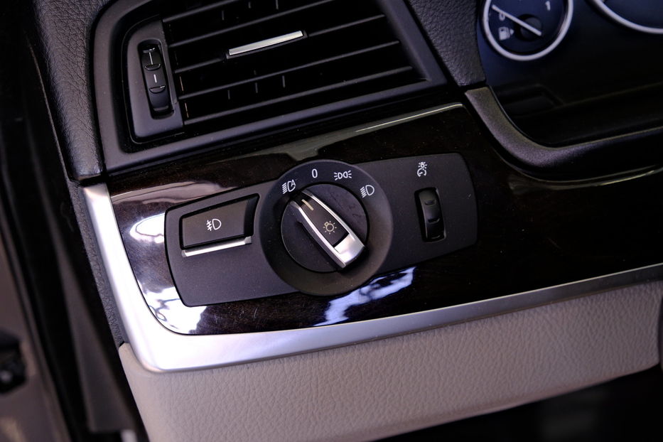 Продам BMW 528 2013 года в Одессе