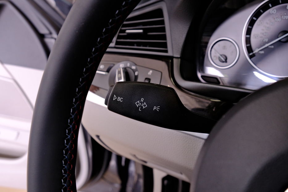 Продам BMW 528 2013 года в Одессе
