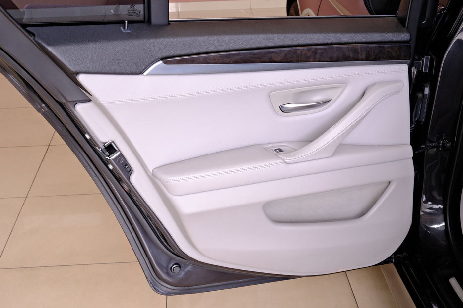 Продам BMW 528 2013 года в Одессе