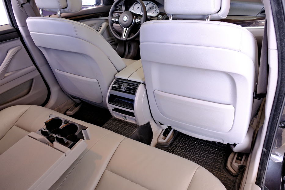 Продам BMW 528 2013 года в Одессе