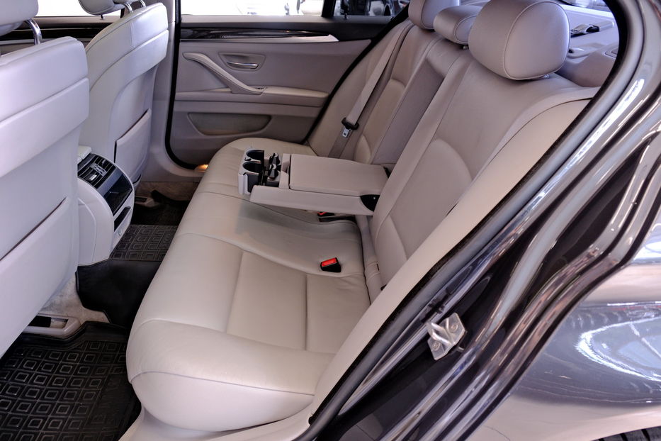 Продам BMW 528 2013 года в Одессе