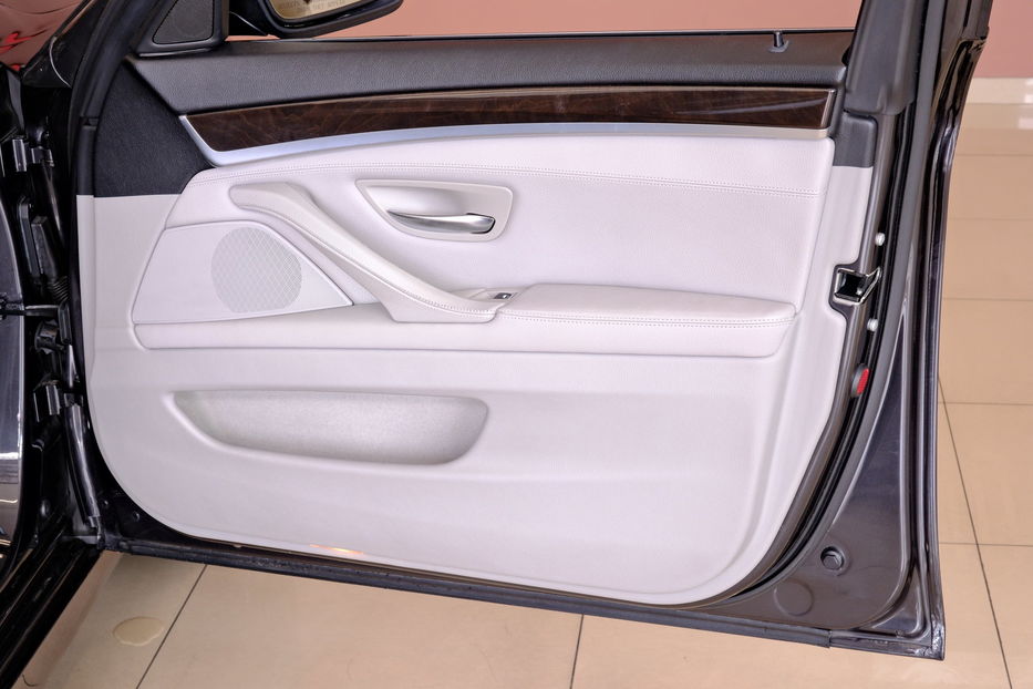 Продам BMW 528 2013 года в Одессе