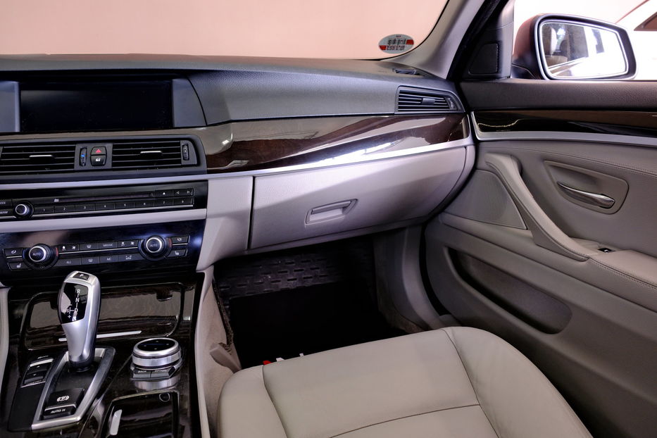 Продам BMW 528 2013 года в Одессе