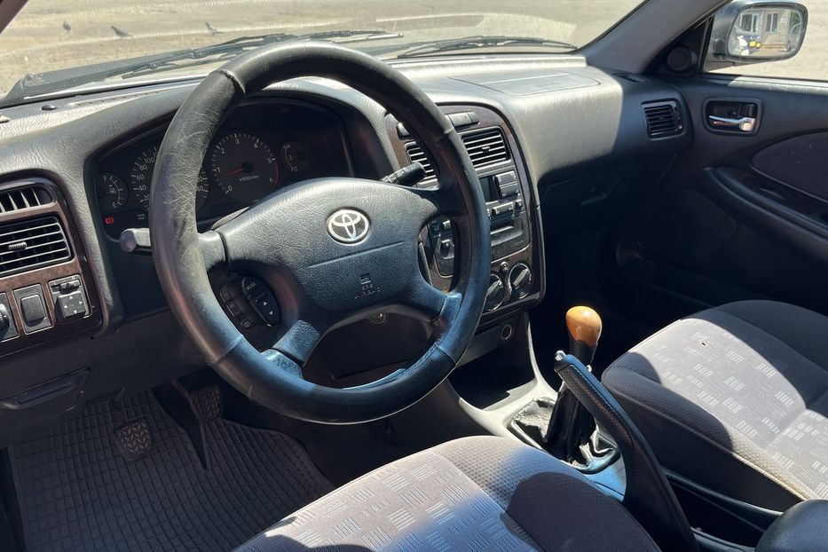Продам Toyota Avensis D4D 2003 года в Николаеве