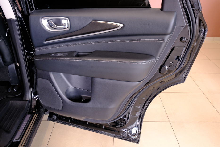 Продам Infiniti QX60 2018 года в Одессе