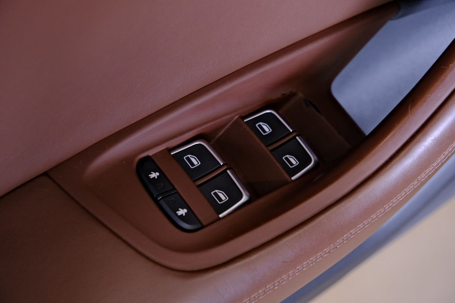 Продам Audi A6 50TDI 2015 года в Одессе