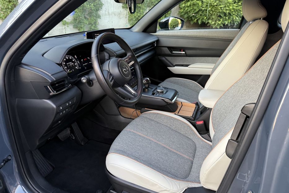 Продам Mazda MX-3 МХ-30 2022р РІВНЕ 2021 года в Ровно