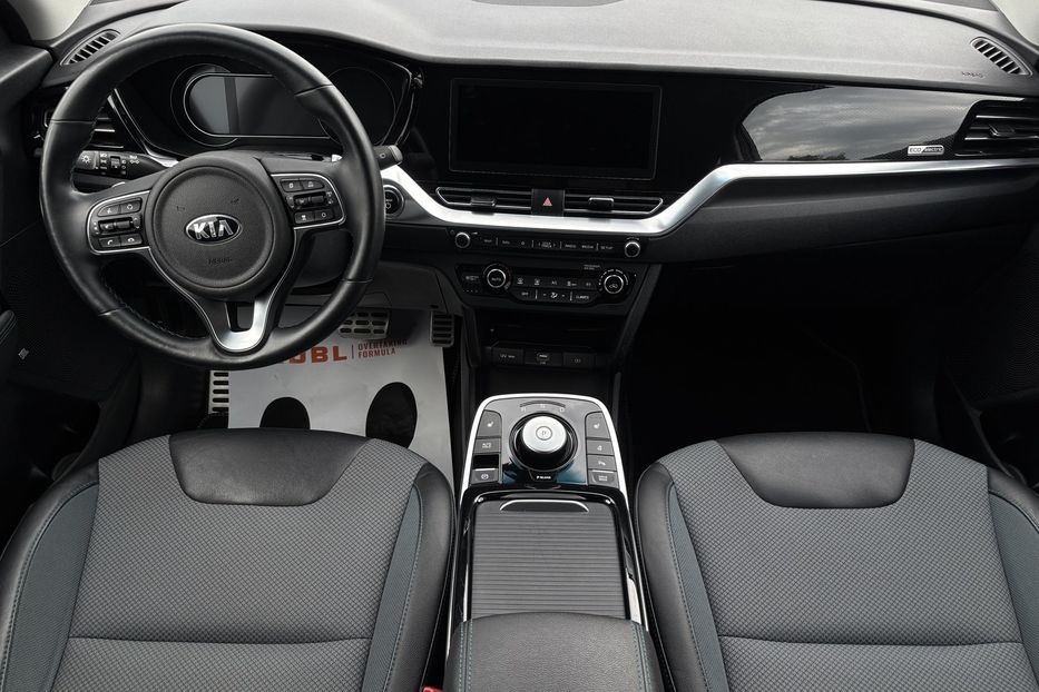 Продам Kia Niro 64квт 2021 года в Львове