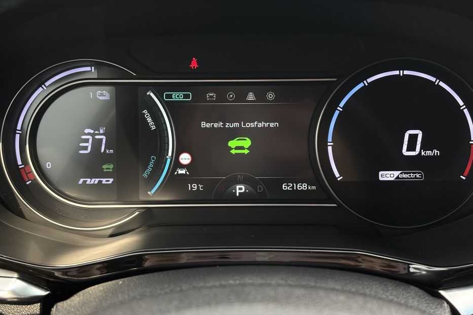 Продам Kia Niro 64квт 2021 года в Львове