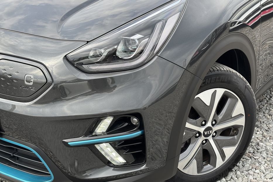 Продам Kia Niro 64kw  2021 года в Львове