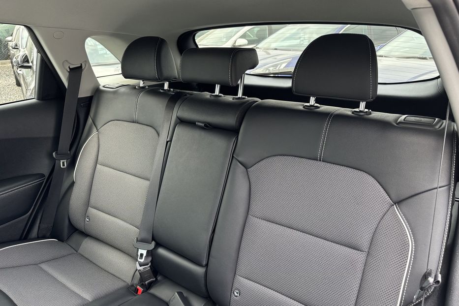 Продам Kia Niro 64kw  2021 года в Львове