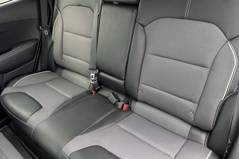 Продам Kia Niro 64kw  2021 года в Львове