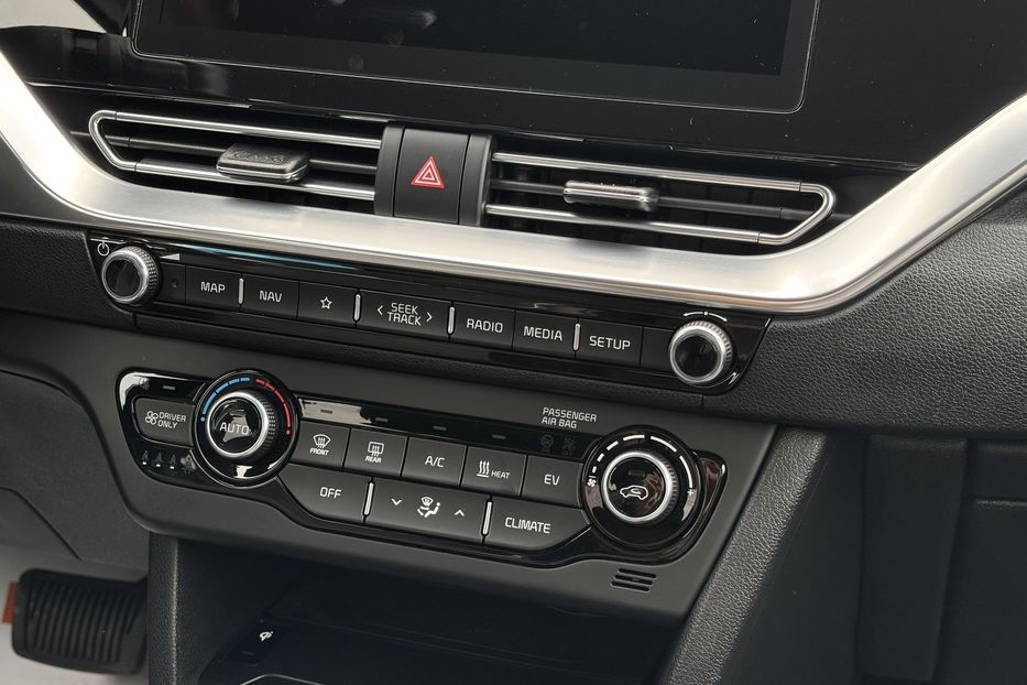 Продам Kia Niro 64kw  2021 года в Львове