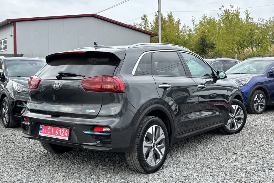 Продам Kia Niro 64kw  2021 года в Львове