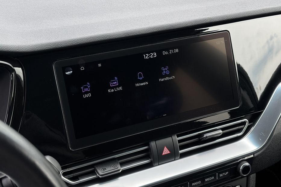 Продам Kia Niro 64квт 2021 года в Львове