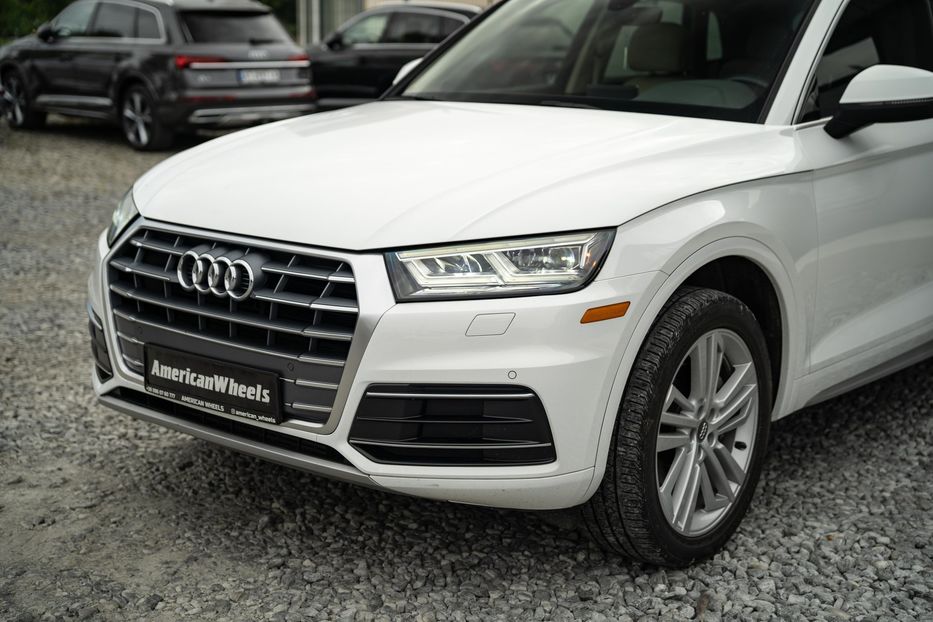 Продам Audi Q5 Premium Plus 2017 года в Черновцах
