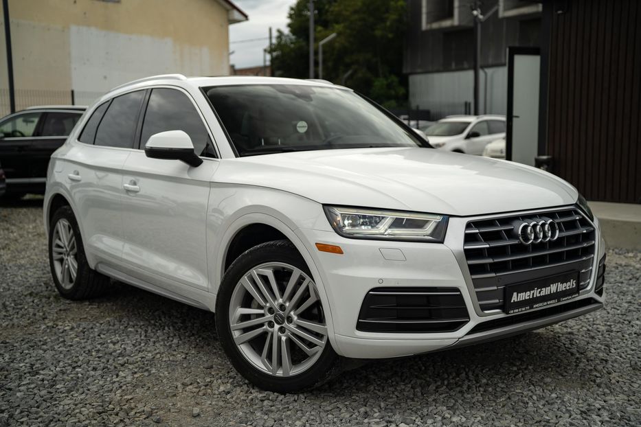Продам Audi Q5 Premium Plus 2017 года в Черновцах