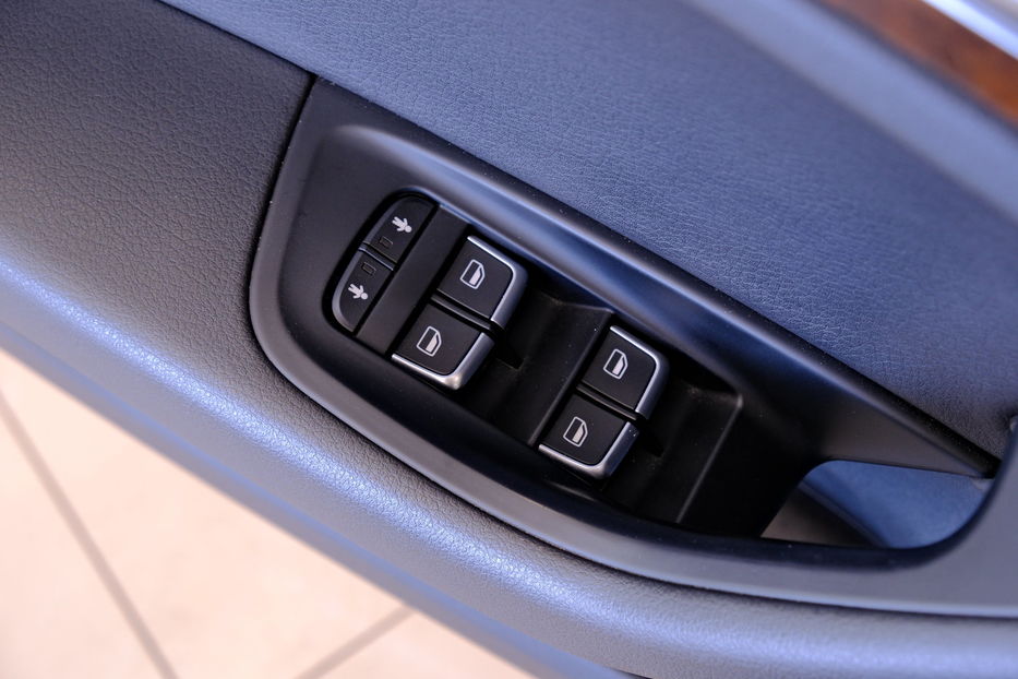 Продам Audi A6 2017 года в Одессе