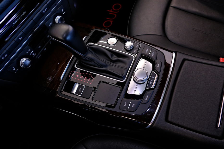 Продам Audi A6 2017 года в Одессе