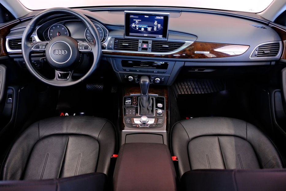 Продам Audi A6 2017 года в Одессе