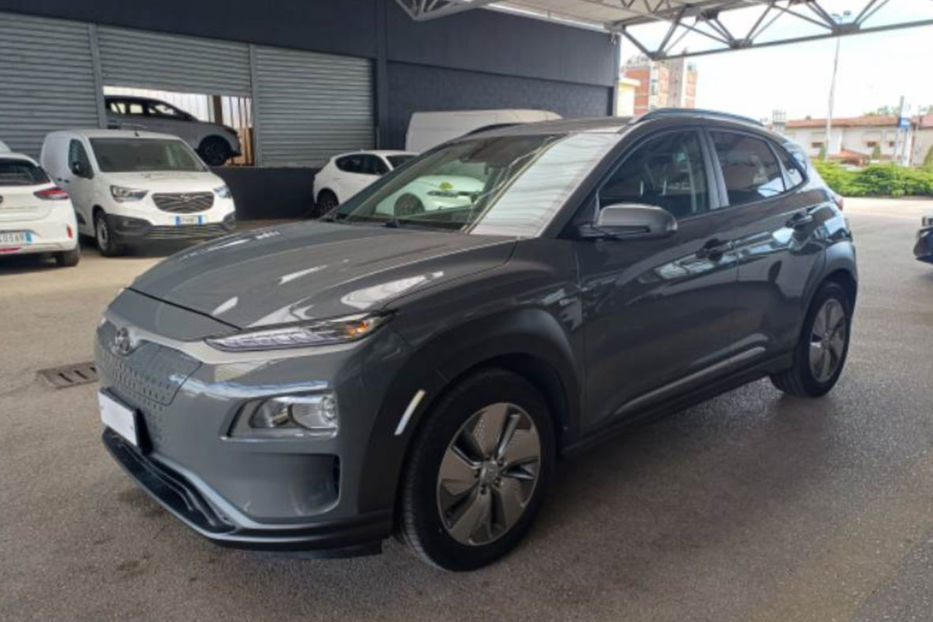 Продам Hyundai Kona 39 kw авто в дорозі  2020 года в Львове