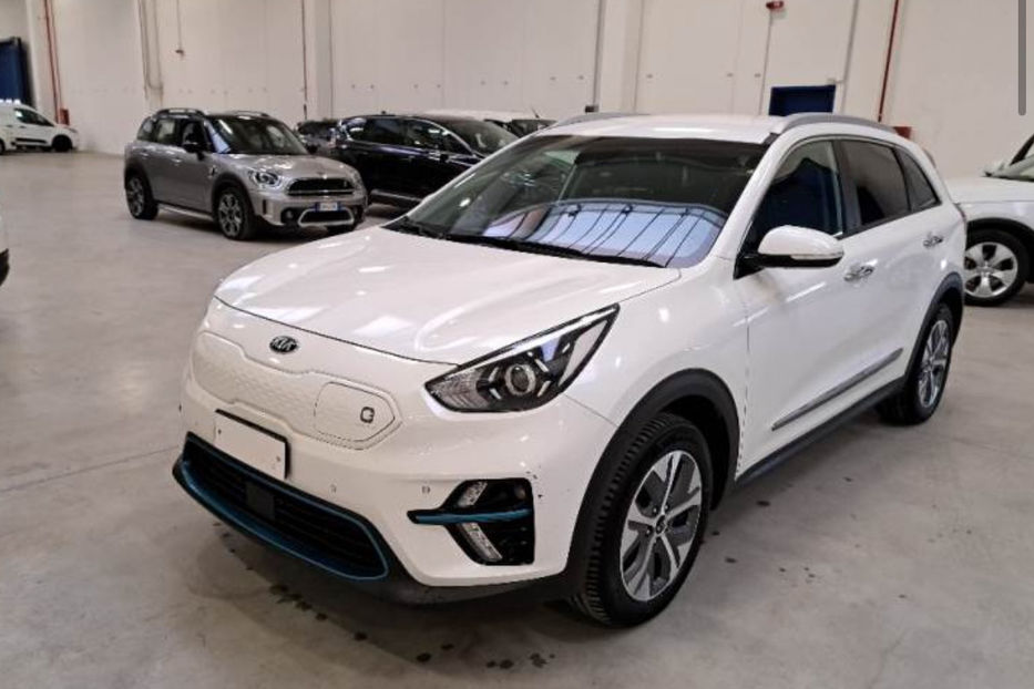 Продам Kia Niro 64kw авто в дорозі  2021 года в Львове