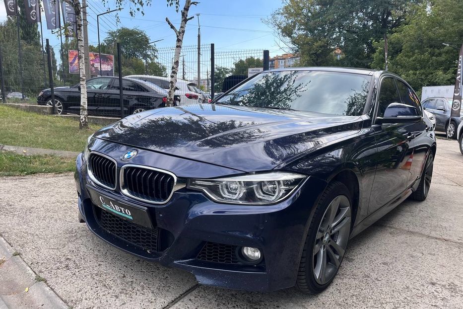 Продам BMW 330 2016 года в Черновцах