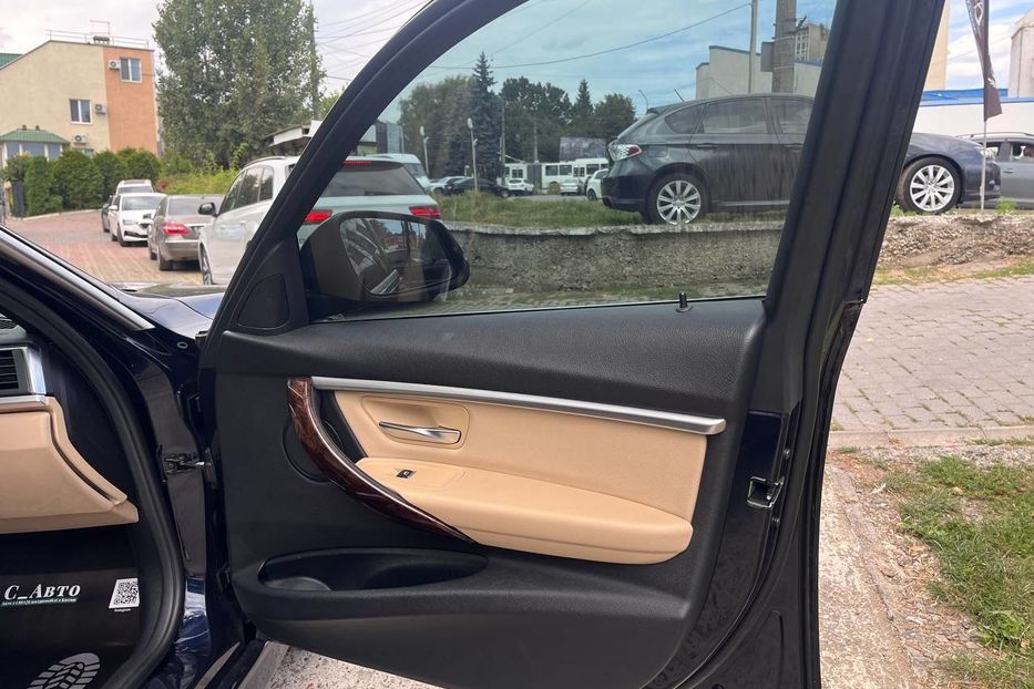 Продам BMW 330 2016 года в Черновцах