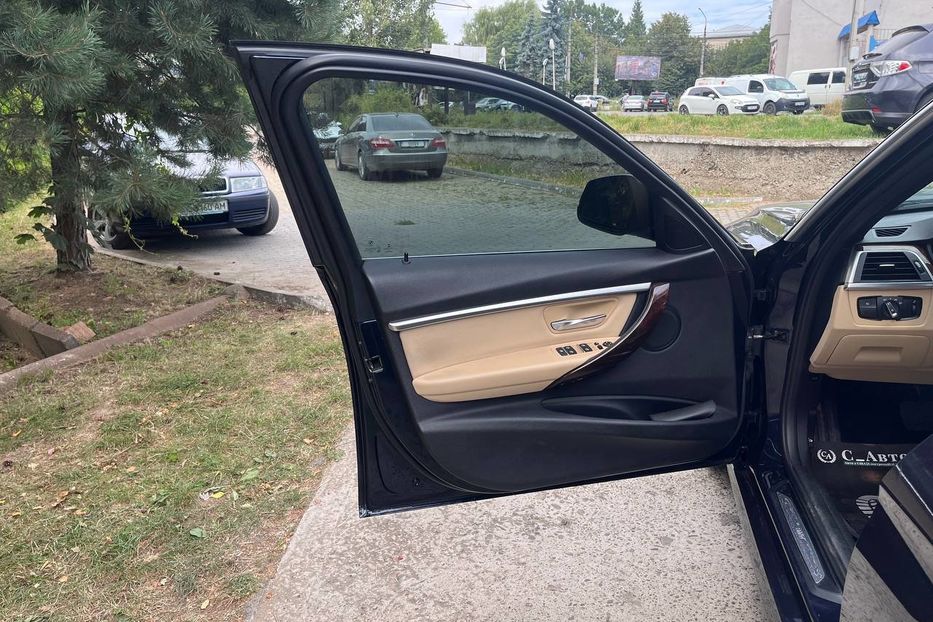 Продам BMW 330 2016 года в Черновцах