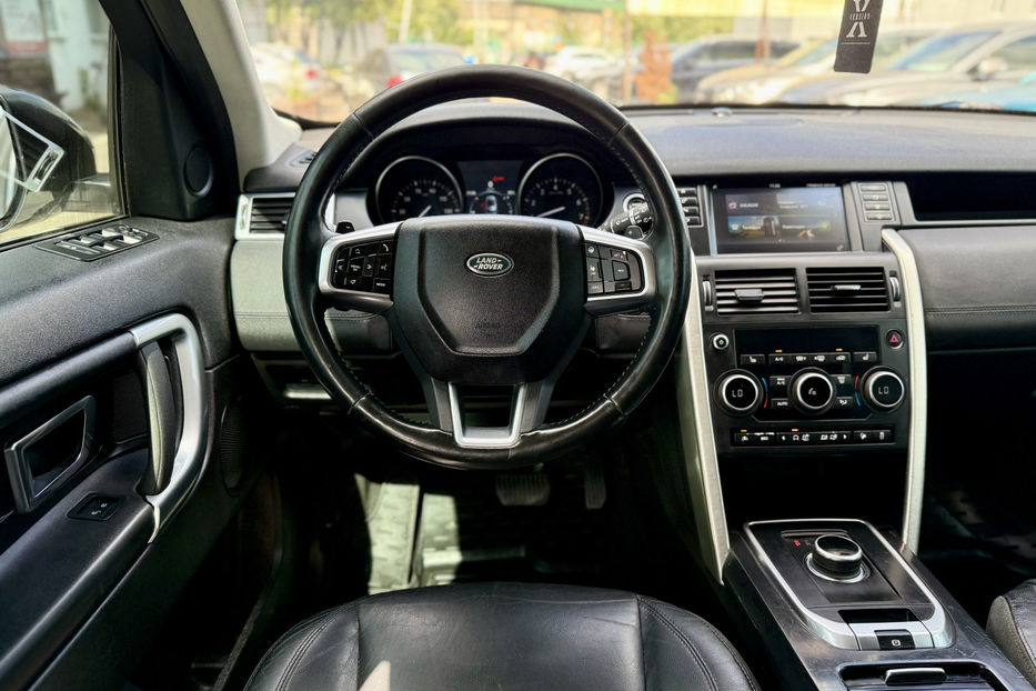 Продам Land Rover Discovery Sport 2016 года в Киеве