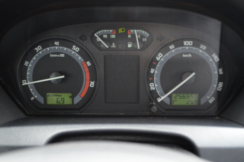 Продам Skoda Fabia 2007 года в Киеве