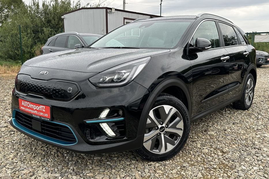 Продам Kia Niro 64 кВт Макс. ЗАРЕЗЕРВОВАНО 2022 года в Львове