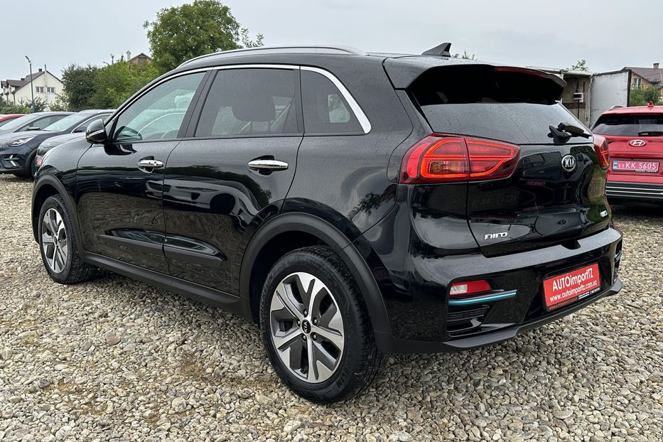 Продам Kia Niro 64 кВт Макс. ЗАРЕЗЕРВОВАНО 2022 года в Львове
