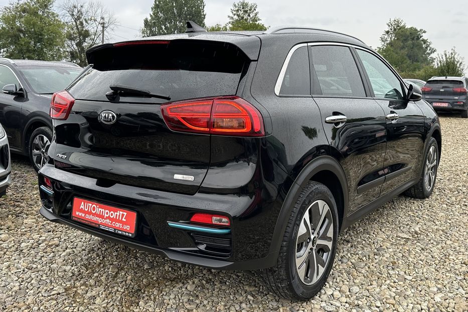 Продам Kia Niro 64 кВт Макс. ЗАРЕЗЕРВОВАНО 2022 года в Львове