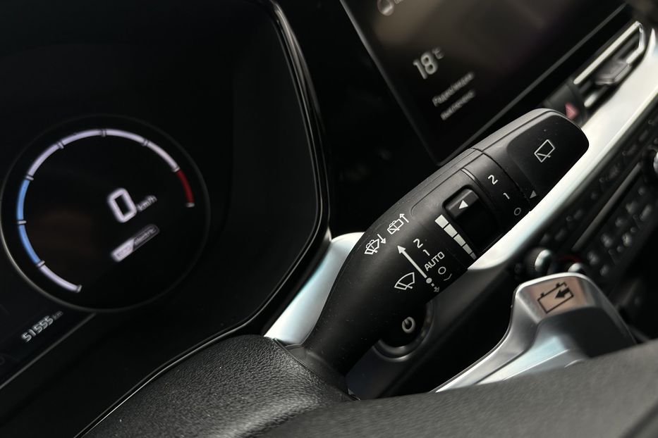 Продам Kia Niro 64 кВт Макс. ЗАРЕЗЕРВОВАНО 2022 года в Львове