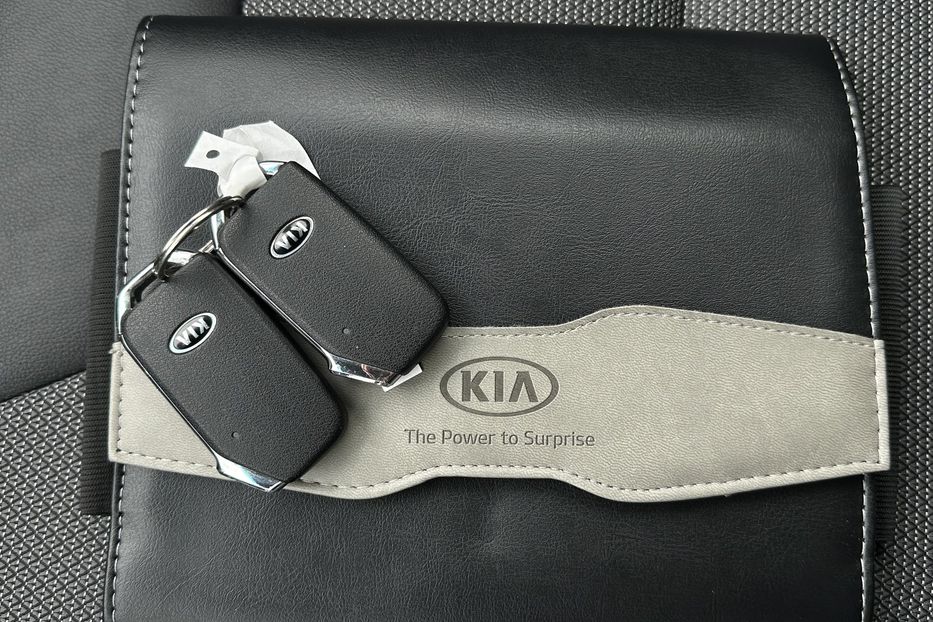 Продам Kia Niro 64 кВт Макс. ЗАРЕЗЕРВОВАНО 2022 года в Львове