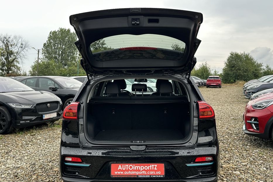 Продам Kia Niro 64 кВт Макс. ЗАРЕЗЕРВОВАНО 2022 года в Львове