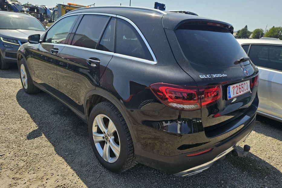 Продам Mercedes-Benz GLC-Class GLC300  2021 года в Львове