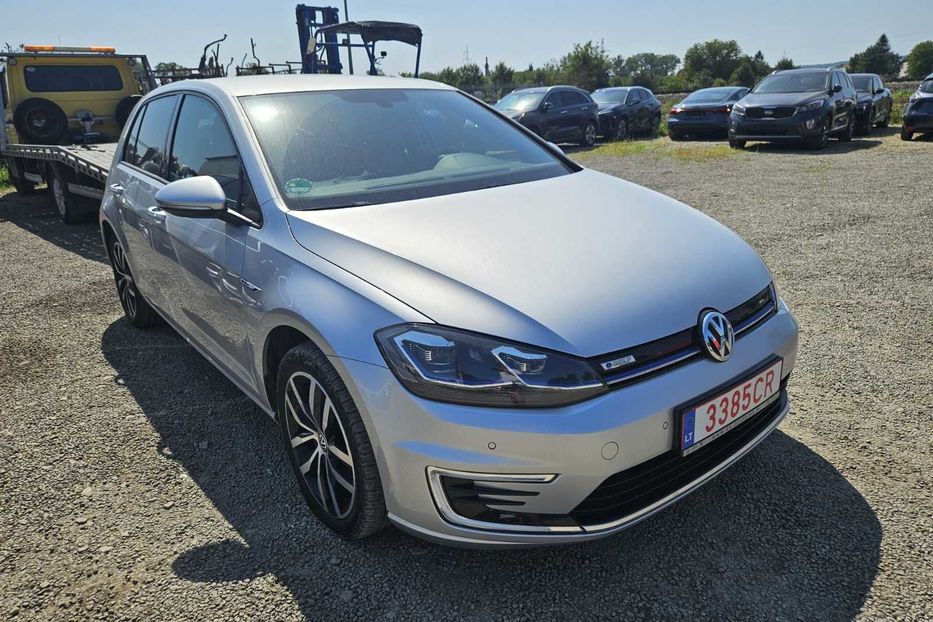 Продам Volkswagen e-Golf LED NE MALOVAN NAVI KLIM 2020 года в Львове